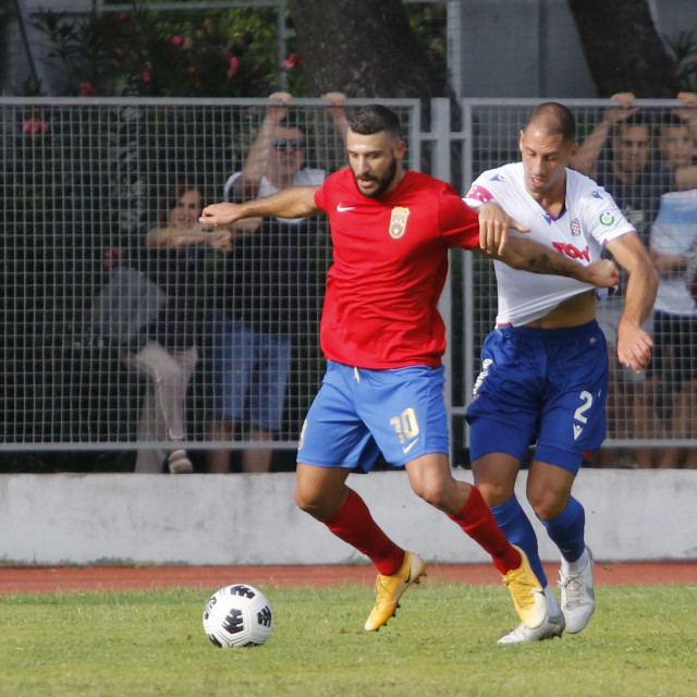 Nikola Katić debitirao je za Hajduk u prijateljskoj protiv Zmaja, a onda i u HNL-u protiv Istre