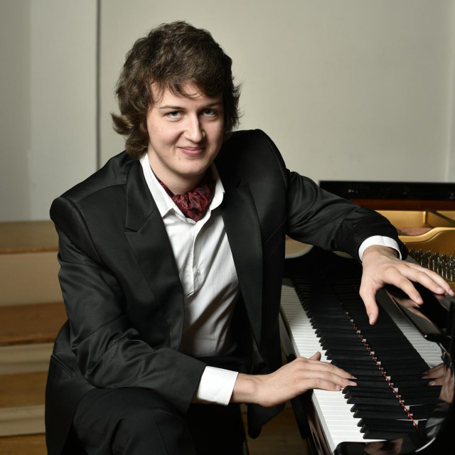 Pijanist Ivan Vihor