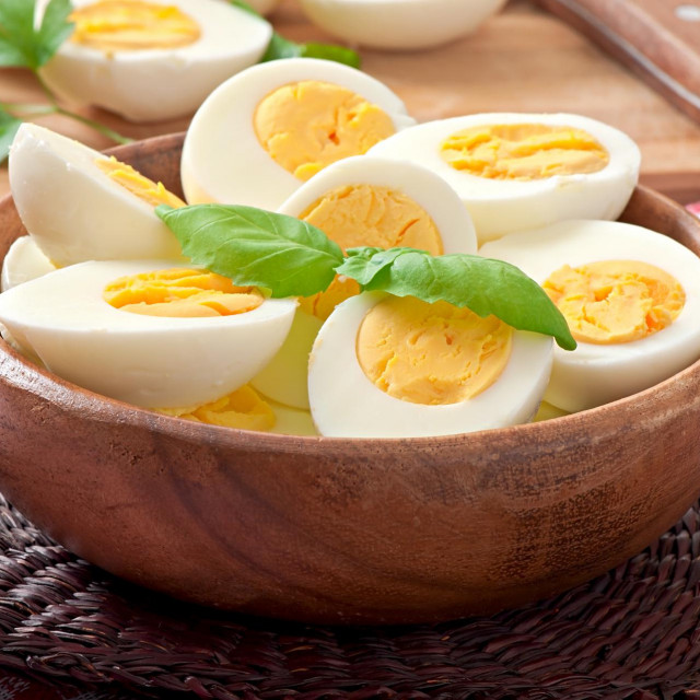Kemijski spoj pod nazivom kolin, koji se nalazi u jajima, može smanjiti karcinom dojke za 24%