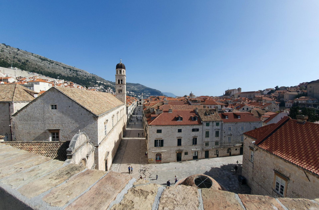 Grad Dubrovnik objavio je Javni poziv za sudjelovanje gospodarskih subjekata u oblikovanju ponude Dubrovnika kao destinacije za digitalne nomade
