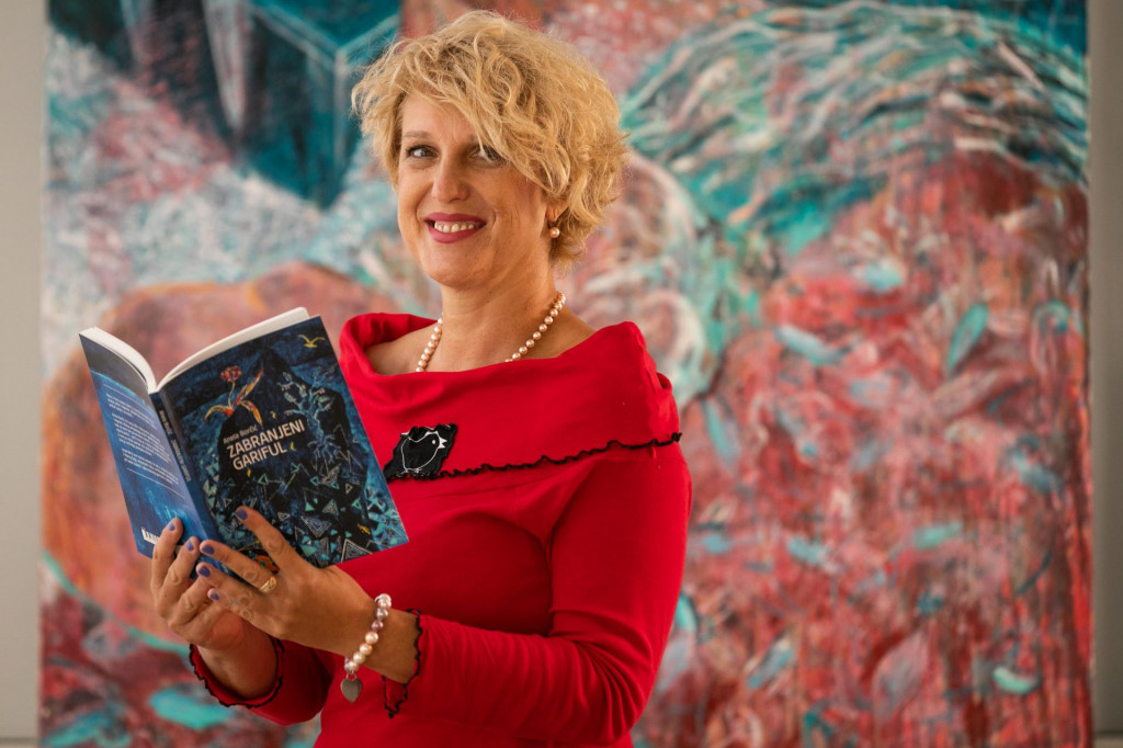 Anela Borčić:  Knjiga je umjetnički suvenir i sve priče u njoj imaju veliki turistički potencijal