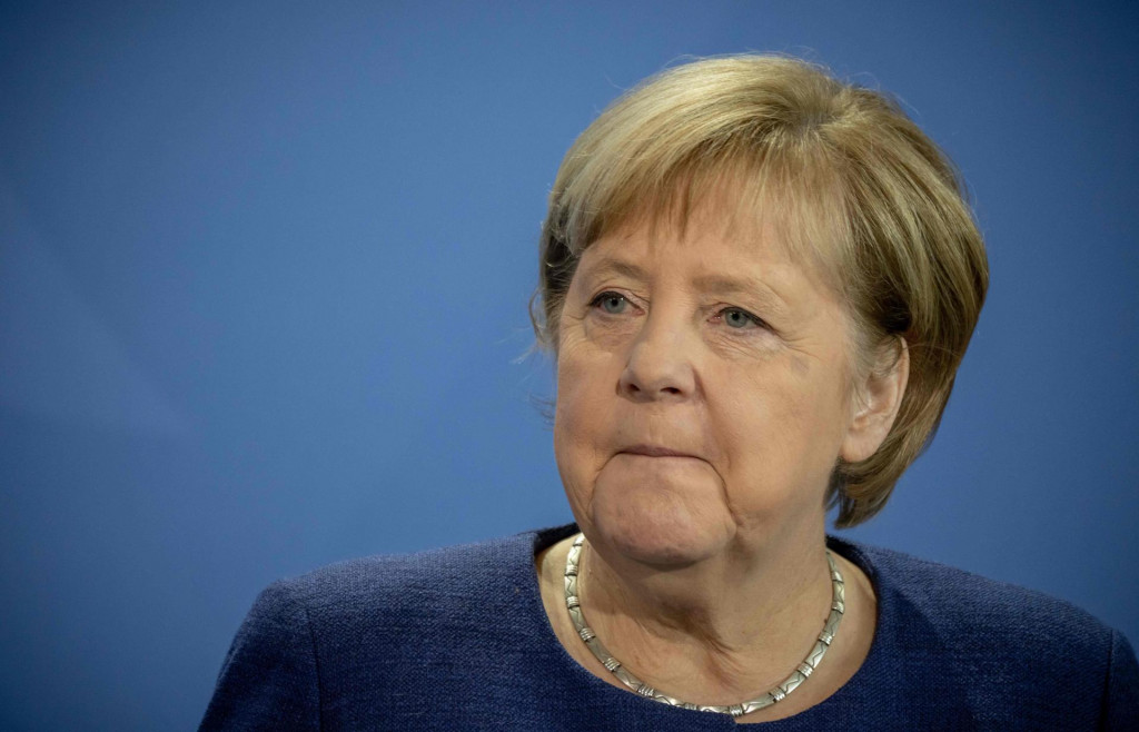 Brojnim potezima Merkel je doslovce servirala pobjedu SPD-ovu kandidatu Olafu Scholzu AFP