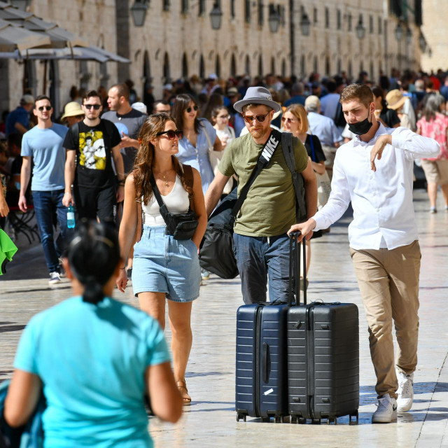Turisti i dalje pristižu u Dubrovnik&lt;br /&gt;
 