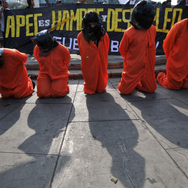 Američki zločini u Guantanamu izazvali su osudu u cijelome svijetu, ali ne i reakciju Haaškoga suda