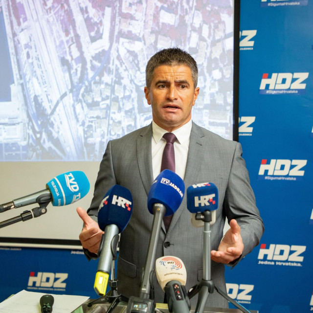 Vice Mihanović, predsjednik splitskog HDZ-a i ravnatelj Lučke uprave Vojko Bašić/CROPIX