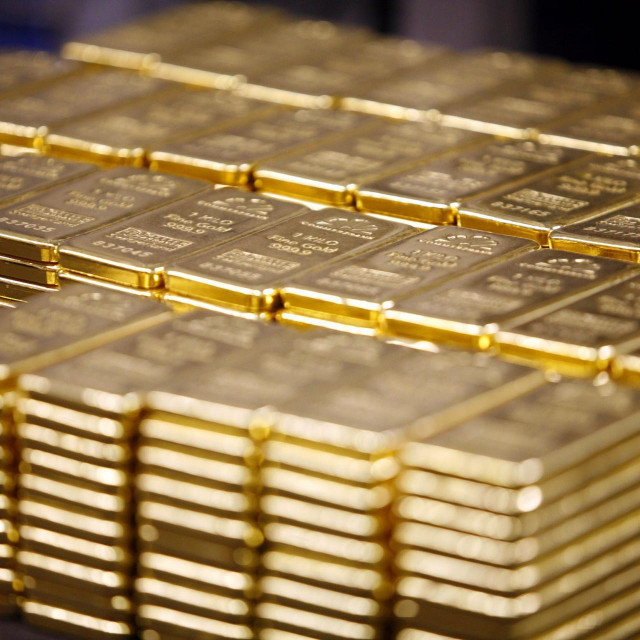 Rusija je primjetno uvećala udio zlata u svojim rezervama, i to sa 7,8 posto početkom 2014. na 23,3 na kraju 2020. godine&lt;br /&gt;
 