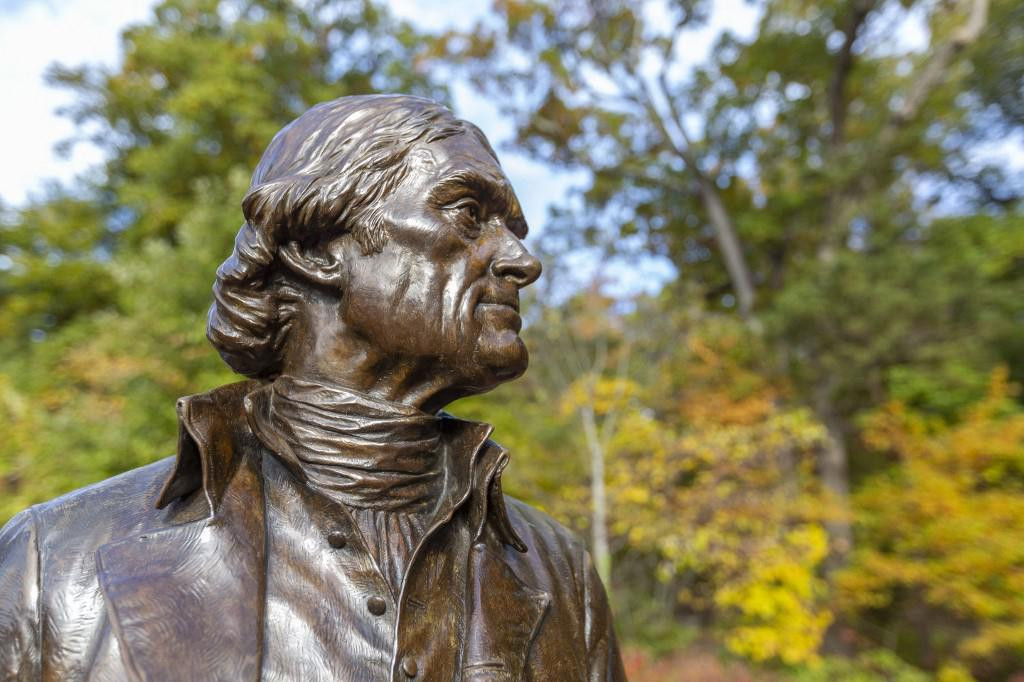 Jedan od mnogobrojnih kipova Thomasa Jeffersona u Americi