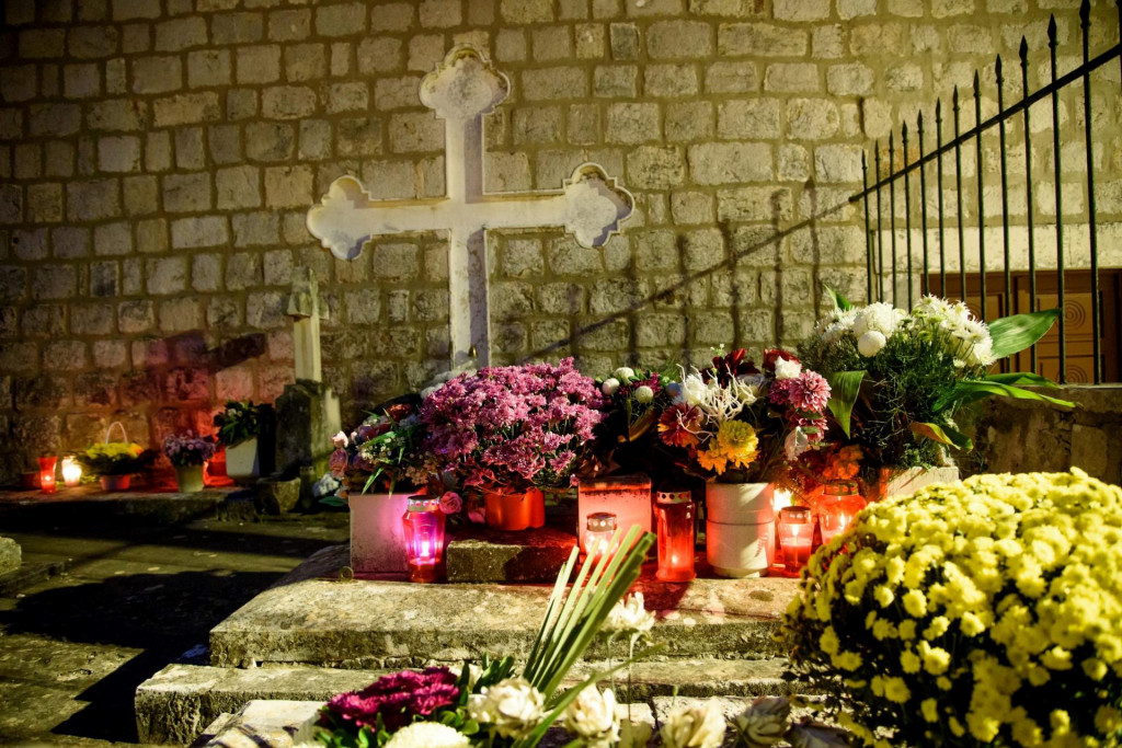 &lt;br /&gt;
Groblje na Boninovu u Dubrovniku