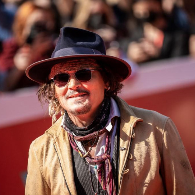 Johnny Depp prošloga mjeseca na crvenom tepihu u Rimu u povodu promocije filma &amp;#39;Puffins&amp;#39;