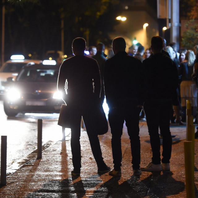 Policija i inspektori bili su u subotu navečer u obilasku noćnih okupljališta provjeravajući kako se poštuju epidemiološke mjere