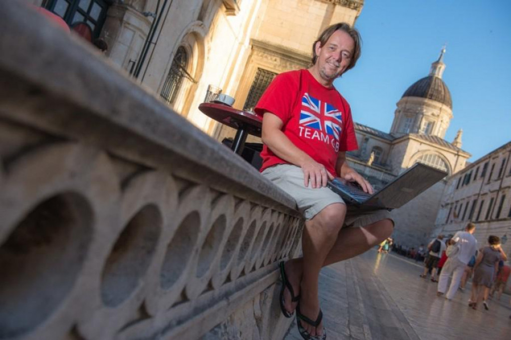 Mark Thomas, Englez u Dubrovniku i počasni konzul