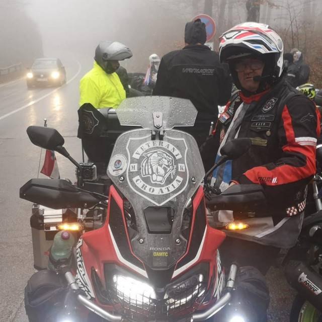 Hladno i vlažno vrijeme prati bikere koji svaku godinu putuju u Vukovar kako bi odali počast žrtvama u Domovinskom ratu