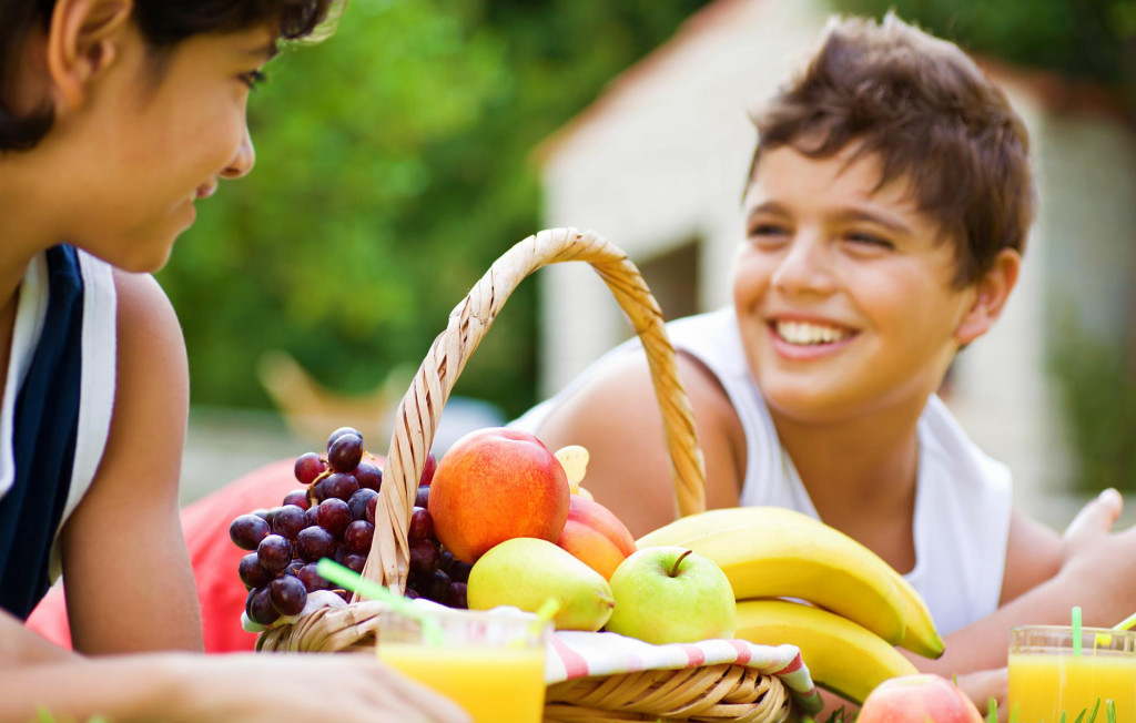 Nutricionisti odavna ističu da zdrava prehrana podrazumijeva unos pet porcija voća ili povrća na dan
