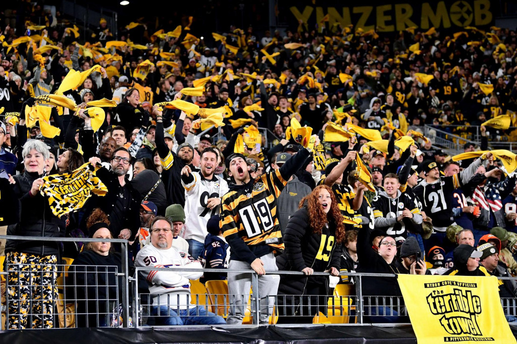 Navijači Pittsburgh Steelersa nisu ni slutili da se veća drama zbiva iza njihovih leđa&lt;br /&gt;
 