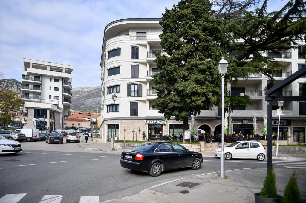 Stanove u Trebinju sve češće kupuju Dubrovčani, što se odražava na cijenu stambenog kvadrata lokalnim stanovnicima- kompleks Centar