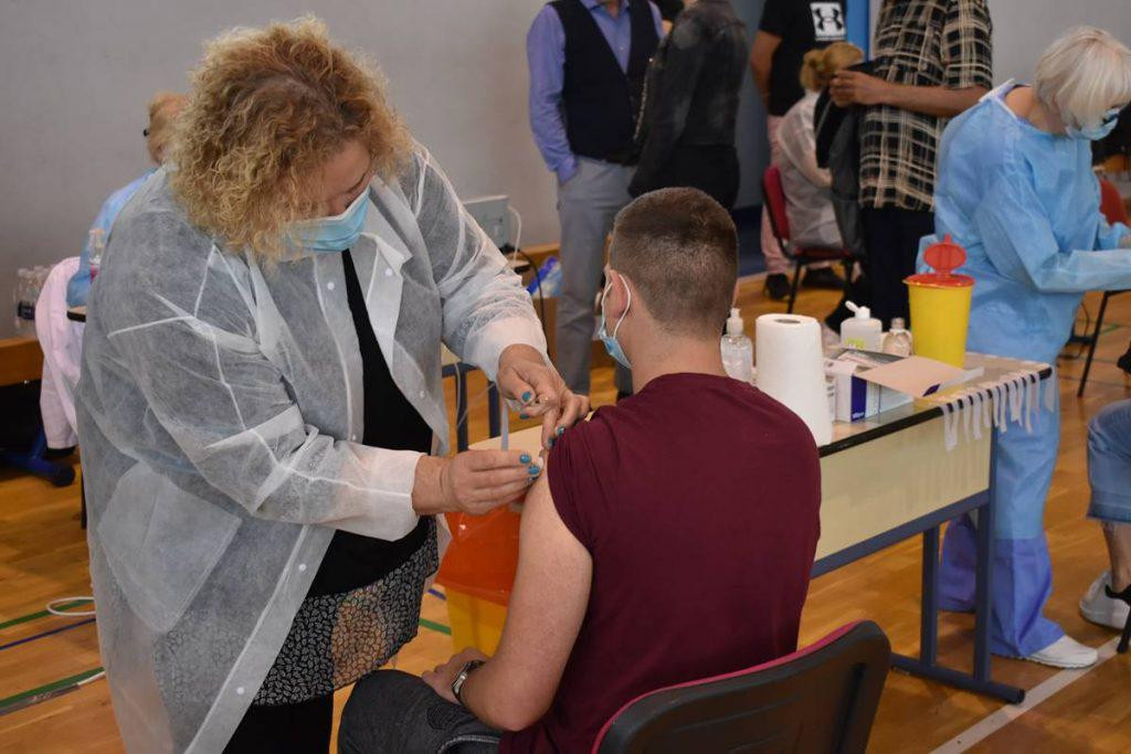 javni poziv za cijepljenje u Konavlima u sportskoj dvorani