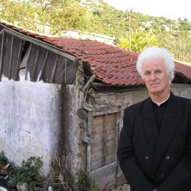 Župnik don Petar Mikić