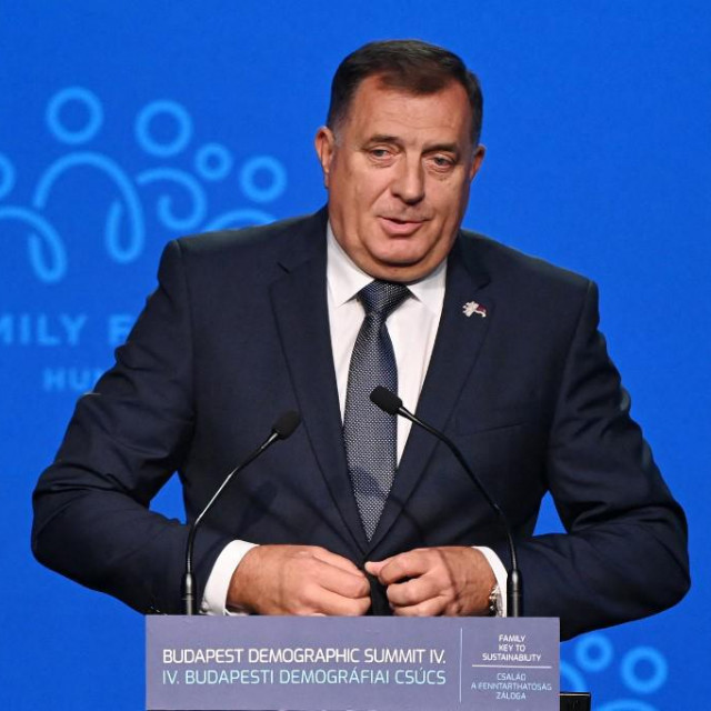 Zašto nitko ne poduzima konkretne snažne korake protiv nacionalističkih akata Milorada Dodika?, upitali su se europski pučani