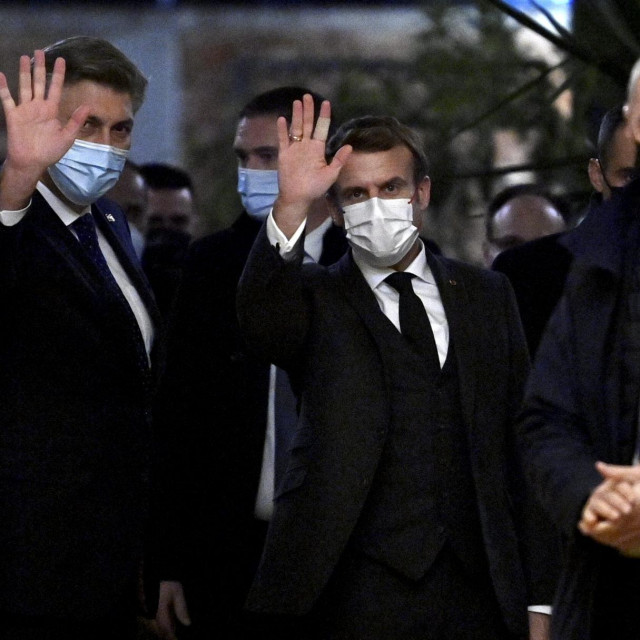 &lt;br /&gt;
Na fotografiji: Andrej Plenkovic i Emmanuel Macron&lt;br /&gt;
 