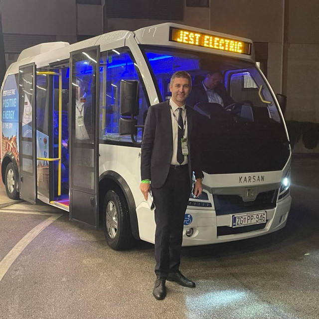 U Dubrovnik na testnu vožnju stiže električni mini autobus