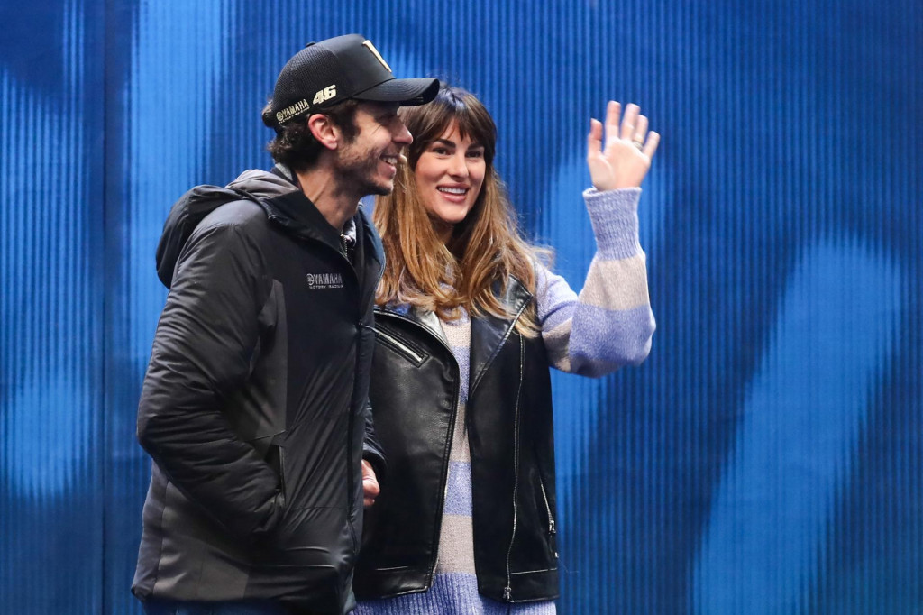 Valentino Rossi i Francesca Sofia Novello jedan su od najslavnijih talijanskih parova: on je ikona motoutrka, ona uspješna influencerica i manekenka