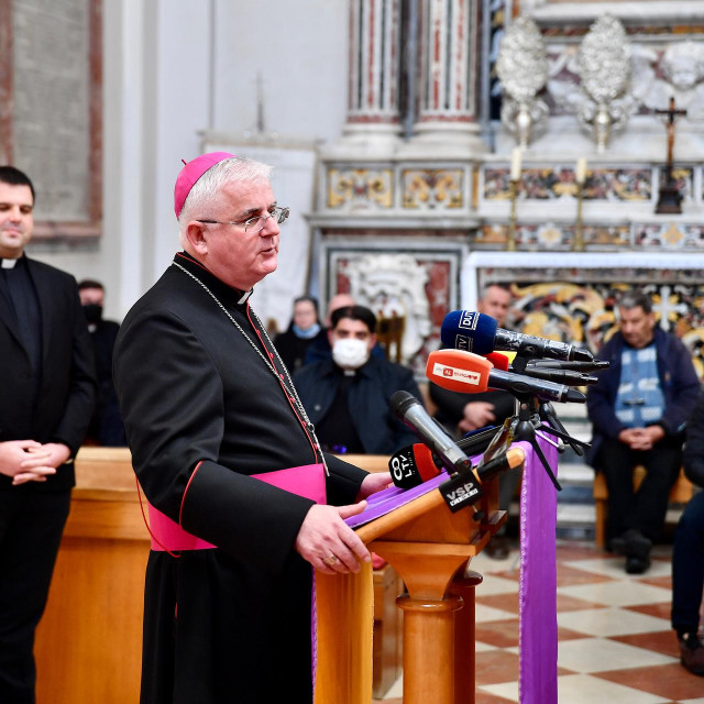 Nadbiskup Mate Uzinić poželio je dobrodošlicu novom biskupu Dubrovačke biskupije