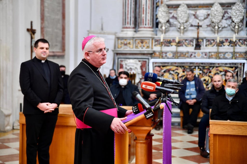Nadbiskup Mate Uzinić poželio je dobrodošlicu novom biskupu Dubrovačke biskupije