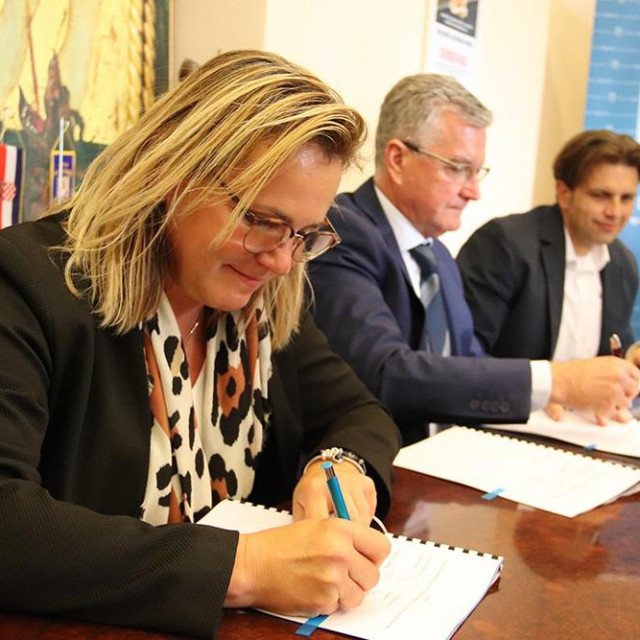 Potpisan ugovor za izradu studije koja će definirati javni gradski prijevoz u Šibeniku