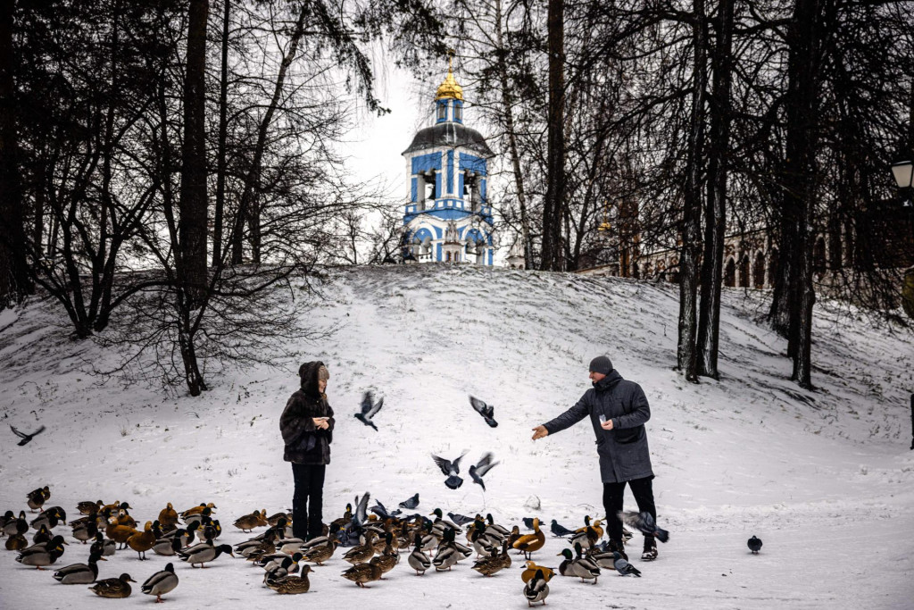 Ova fotografija snikjena je u moskovskom parku na službeno prvi dan zime u Rusiji, 1. prosinca