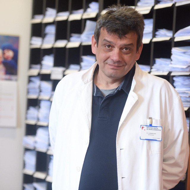 Prim. dr. Bernard Kaić: Nakon iskustva sa cjepivom protiv svinjske gripe nimalo me ne čudi da smo jedni od najgorih u Europi u cijepljenju protiv COVID-19&lt;br /&gt;
 