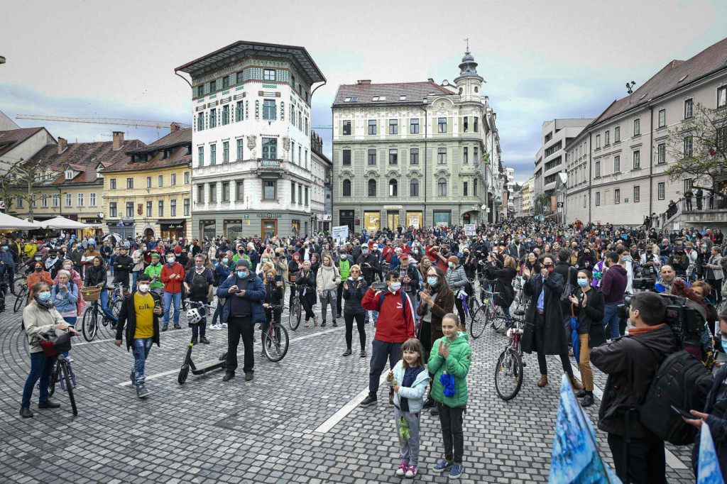 Prosvjedi protiv mjera u Ljubljani