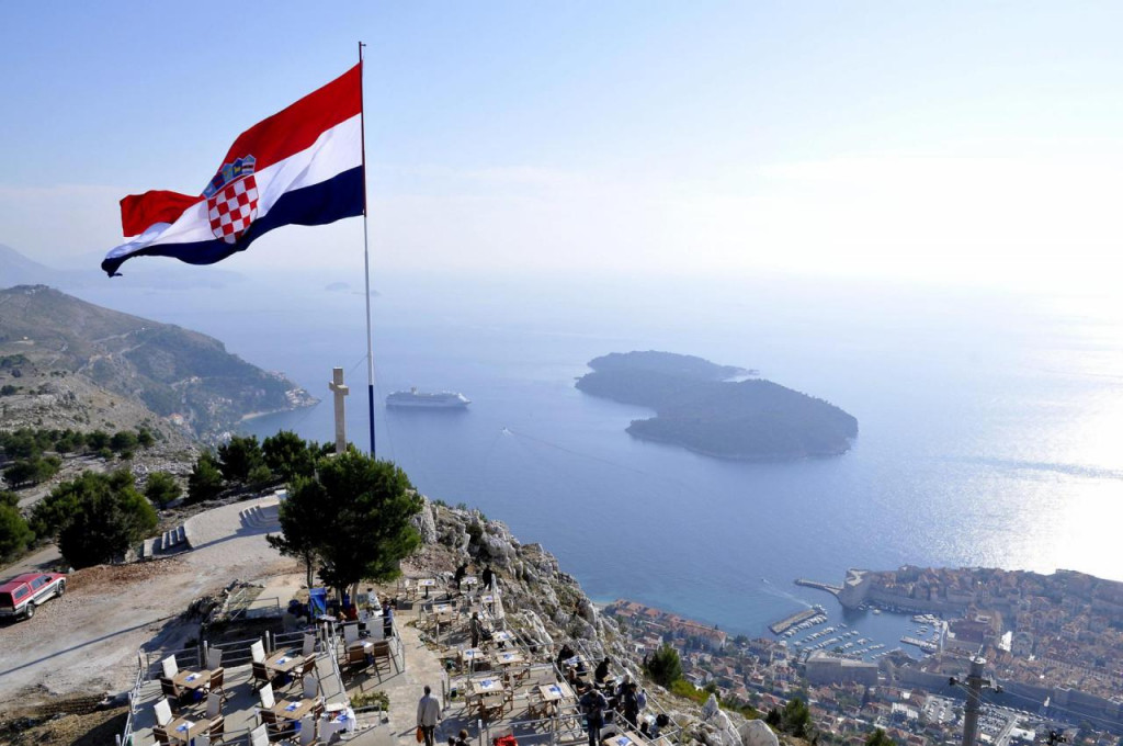 Iz Grada Dubrovnika su priopćili kako su ustupili jedan gradski stan na korištenje Ehlimani Božinovoj