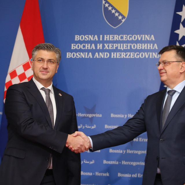 Hrvatski premijer Andrej Plenković i predsjedatelj Vijeća ministara BiH Zoran Tegeltija