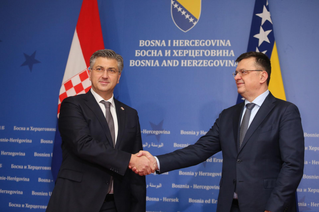 Hrvatski premijer Andrej Plenković i predsjedatelj Vijeća ministara BiH Zoran Tegeltija
