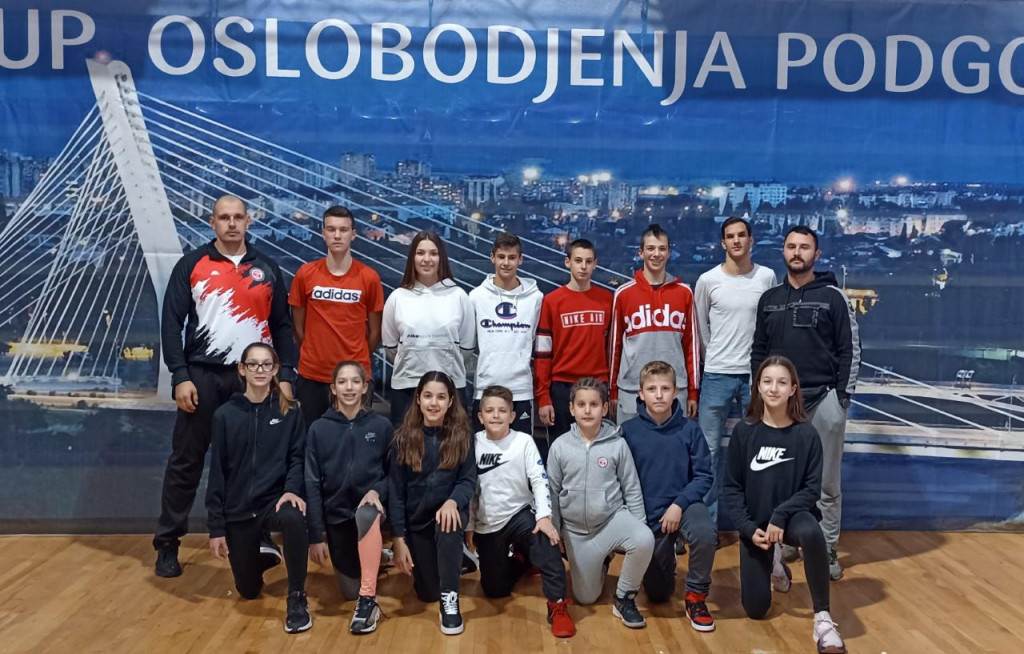 Članovi karate kluba Šibenik 1066 nastupili na natjecanju u Podgorici