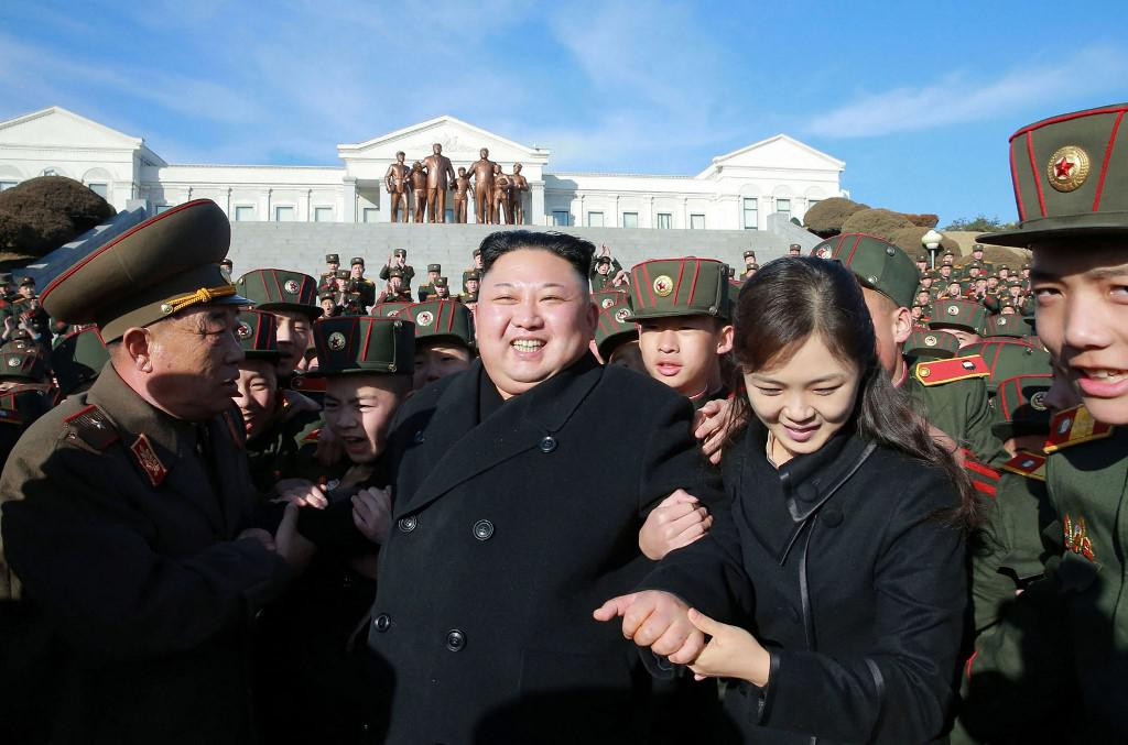 Kim Jong-Una moraju štititi od obožavatelja&lt;br /&gt;
&lt;br /&gt;
 