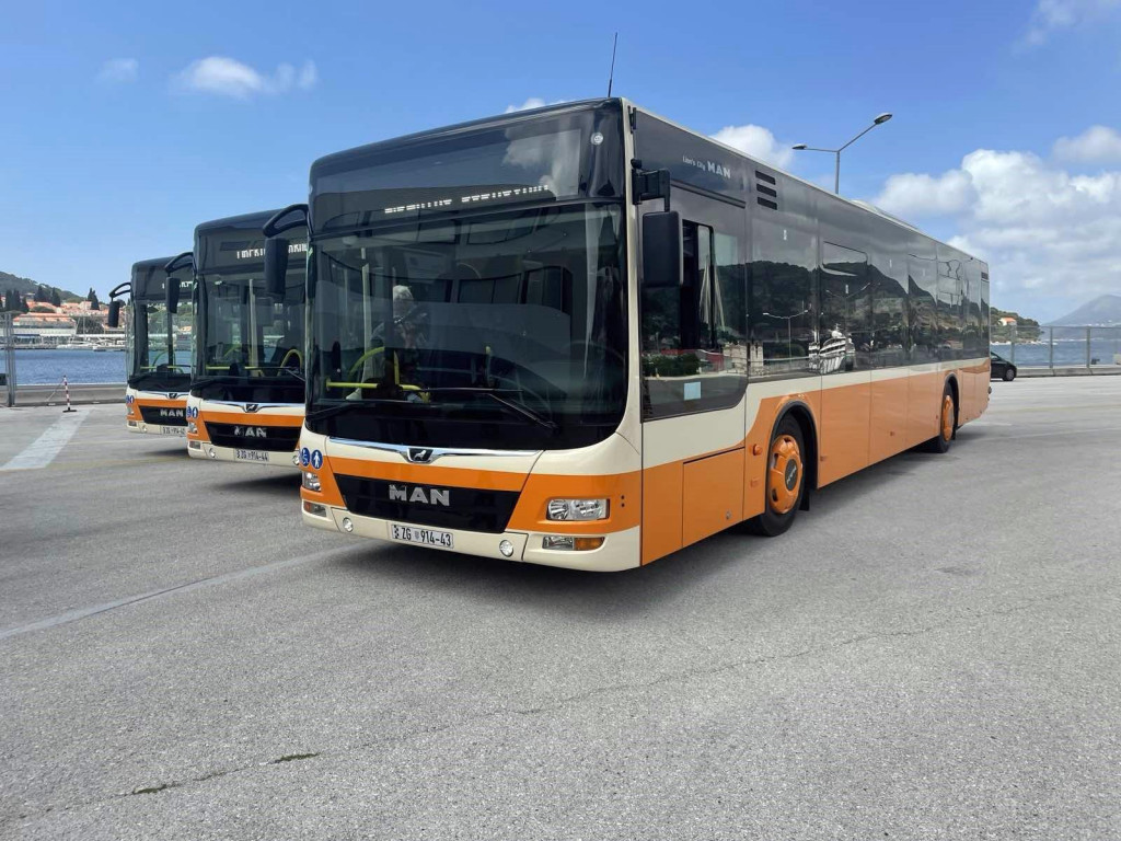Libertasovi autobusi će prevoziti putnike s kruzera