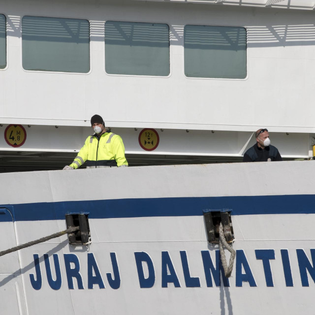 Posada i putnici &amp;#39;Jurja Dalmatinca&amp;#39; pravodobno su i odogovorno  reagirali u kritičnoj situaciji