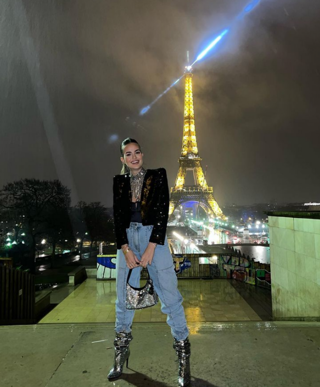 Adriana Ćaleta Car pred simbolom Pariza