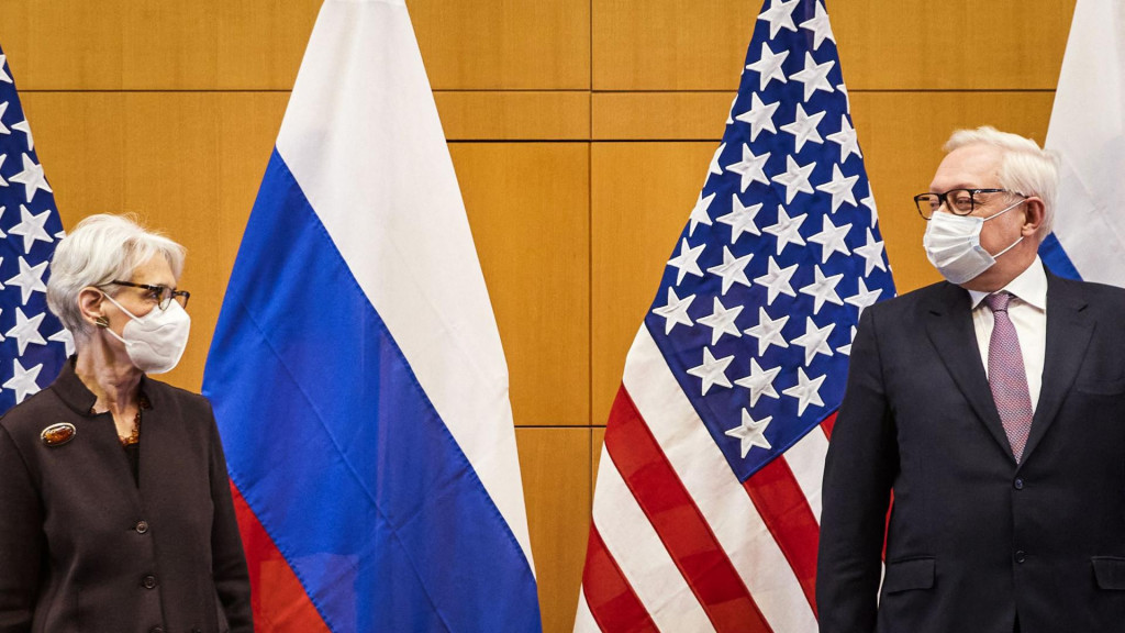 Zamjenica američke državne tajnice Wendy Sherman i zamjenik ruskog ministra vanjskih poslova Sergej Rjabkov susreli su se u stalnoj misiji SAD-a u Ženevi da bi razgovarali o rastućim napetostima oko Ukrajine