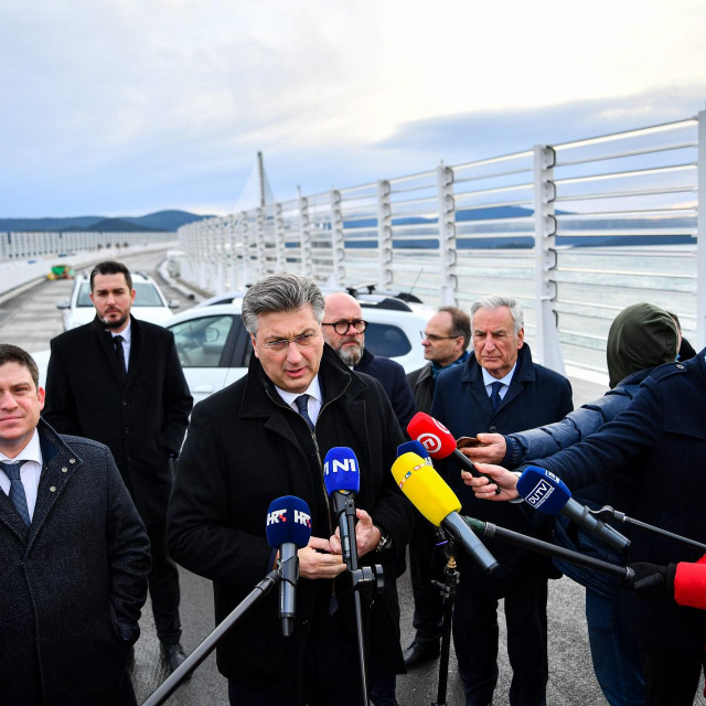 Premijer Andrej Plenković ovaj tjedan obišao je Pelješki most i boravio u Dubrovniku&lt;br /&gt;
 