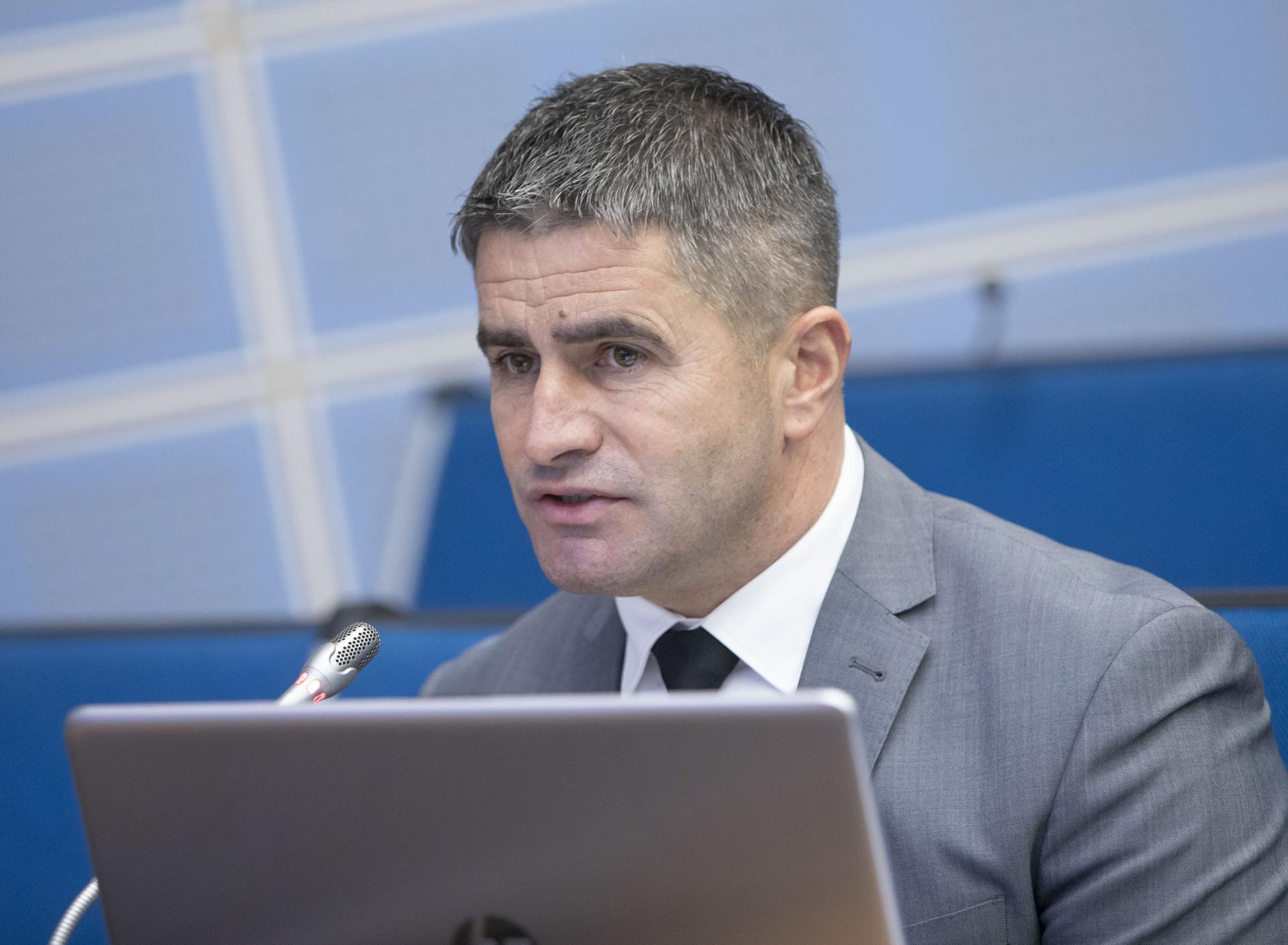 Vici Mihanoviću zasmetao Puljkov komentar o popisu stanovništva: Imamo i mi barem 200 tisuća razloga za njegovu smjenu