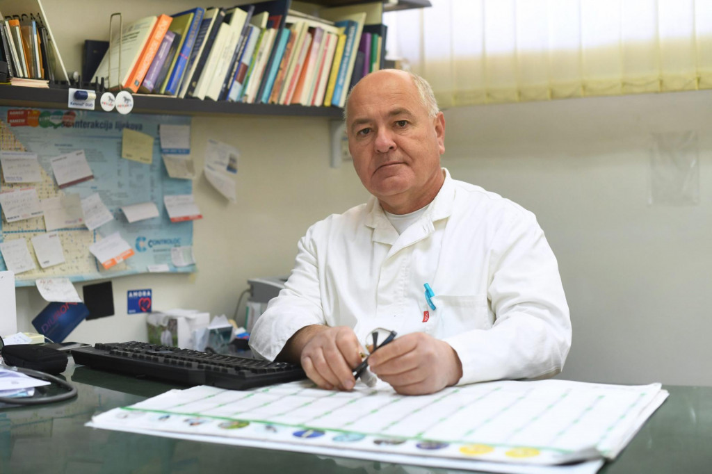 Dr. Damir Biloglav: Pacijente na testiranje primamo po dogovoru, na kraju smjene&lt;br /&gt;
 