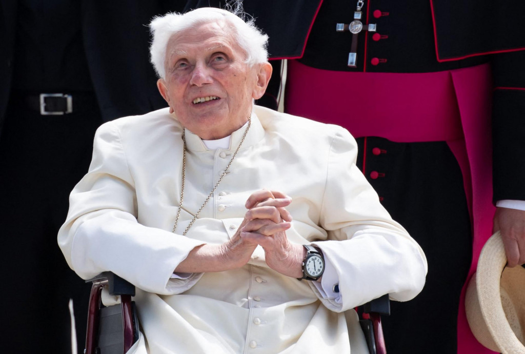 Papa u miru Benedikt XVI.