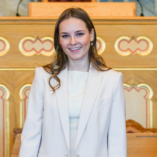 Princeza Ingrid Alexandra posjetila je i Norveški parlament dan prije 18. rođendana