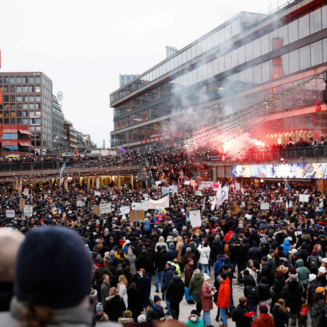 Prosvjed Za slobodnu Švedsku - bez covid potvrda&amp;#39; 