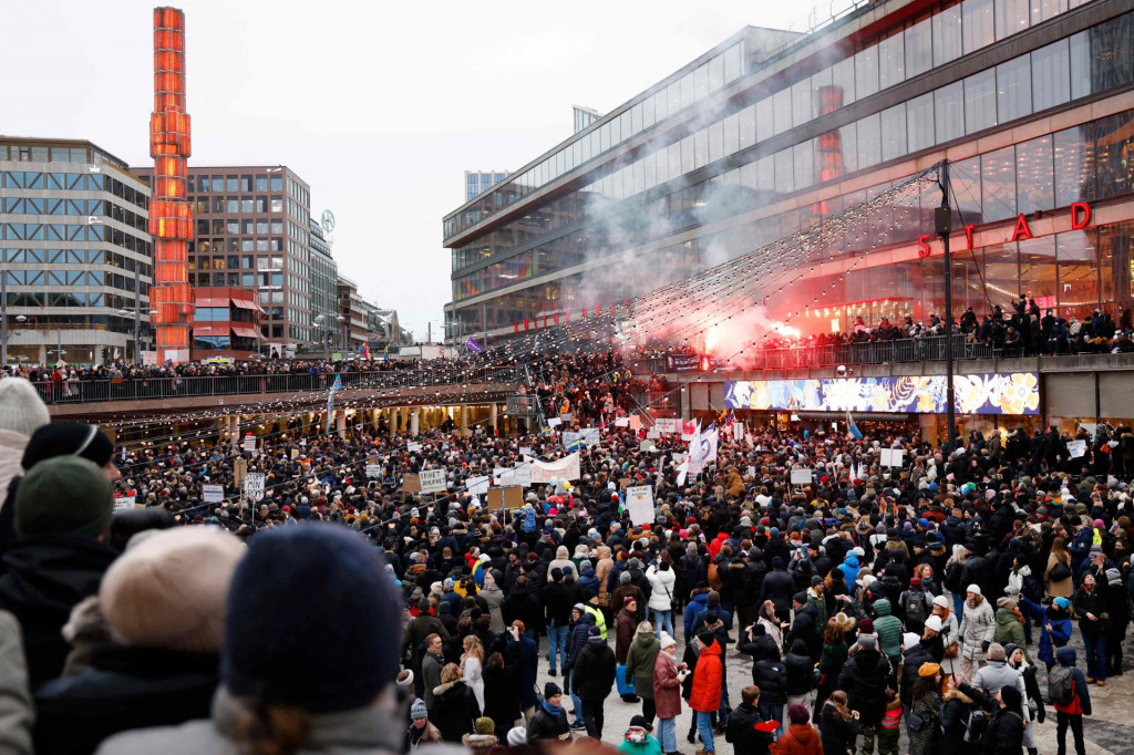 Prosvjed Za slobodnu Švedsku - bez covid potvrda&amp;#39; 