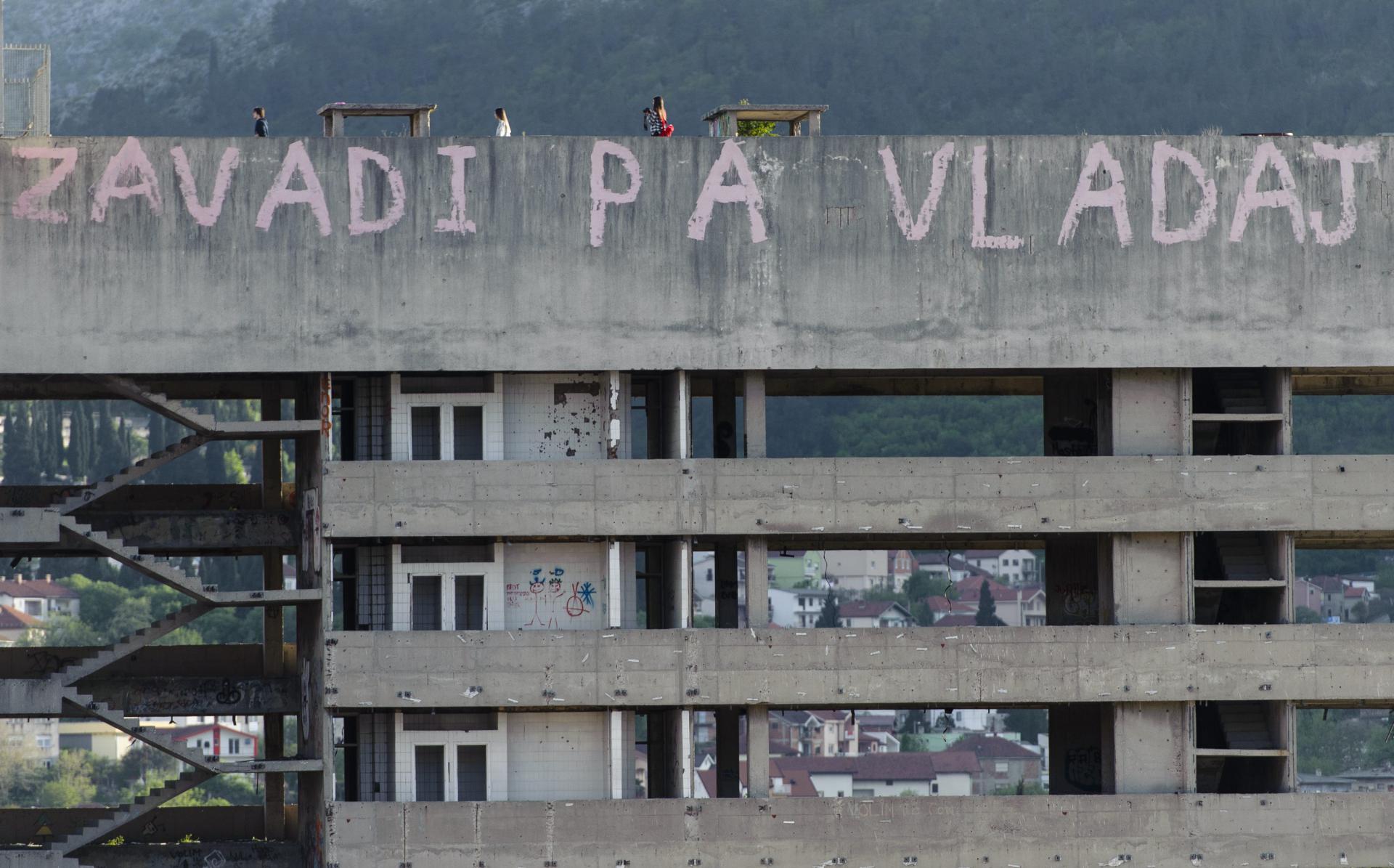 Slobodna Dalmacija Smrt Mladi A U Jednoj Od Brojnih Ratnih Ru Evina