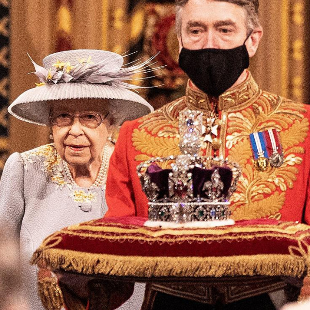 Kraljica Elizabeta II. snimljena 11. svibnja 2021. godine u britanskom Parlamentu