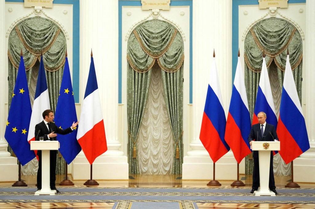 Emmanuel Macron i Vladimir Putin 